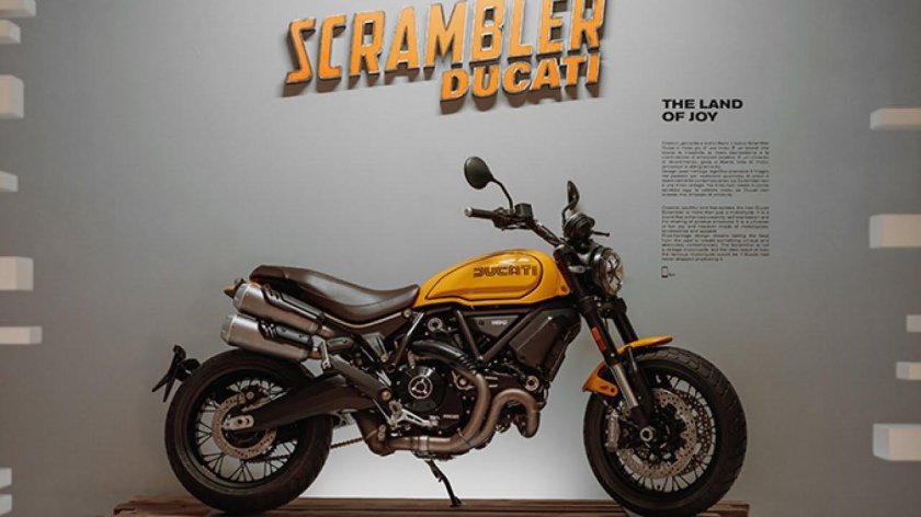 Scrambler 1100 Tribute Pro