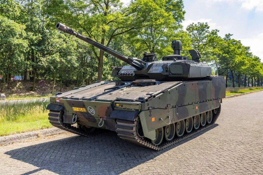 Cv 90 боевая машина