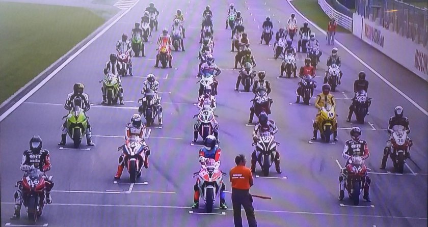 Стартовая решетка на 2 мотоцикла