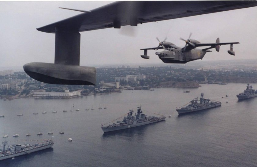 Гидросамолет бе-12