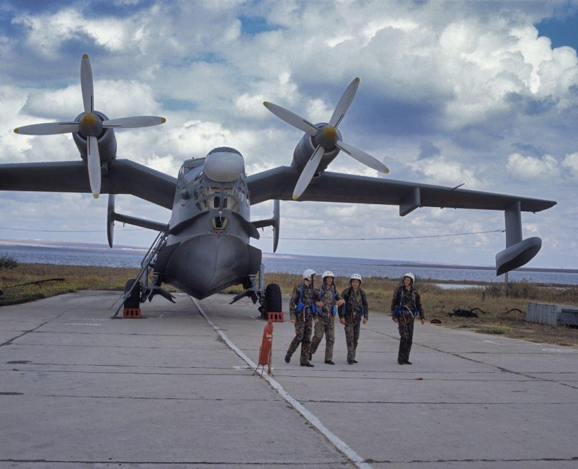 Самолёт амфибия бе 12