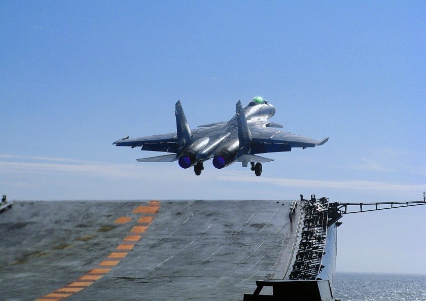 Су 33 взлет с палубы