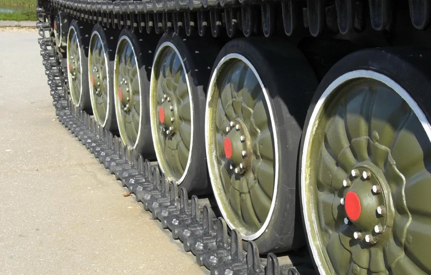 Траки гусеницы т72