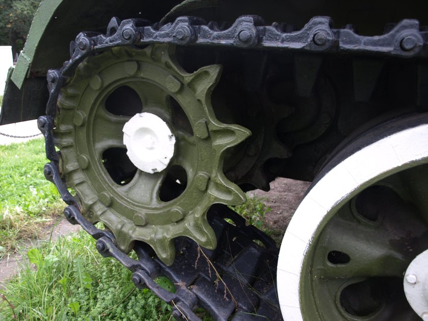 Ведущее колесо танка т-72