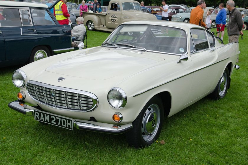 Volvo p1800