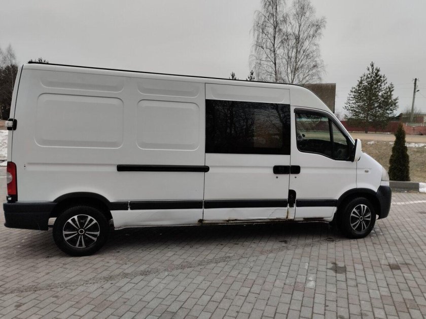 Цельнометаллические фургоны