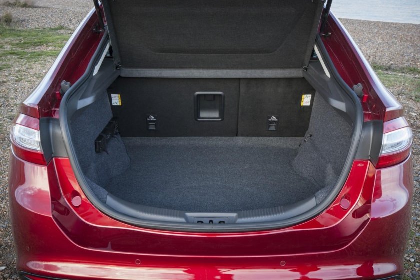 Форд Мондео 5 багажник