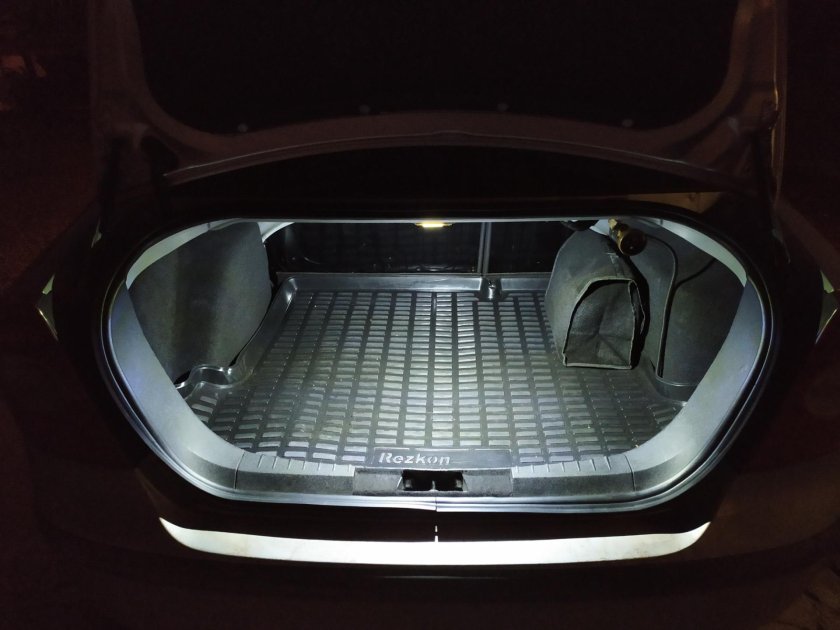 Ford Focus 2 седан багажник