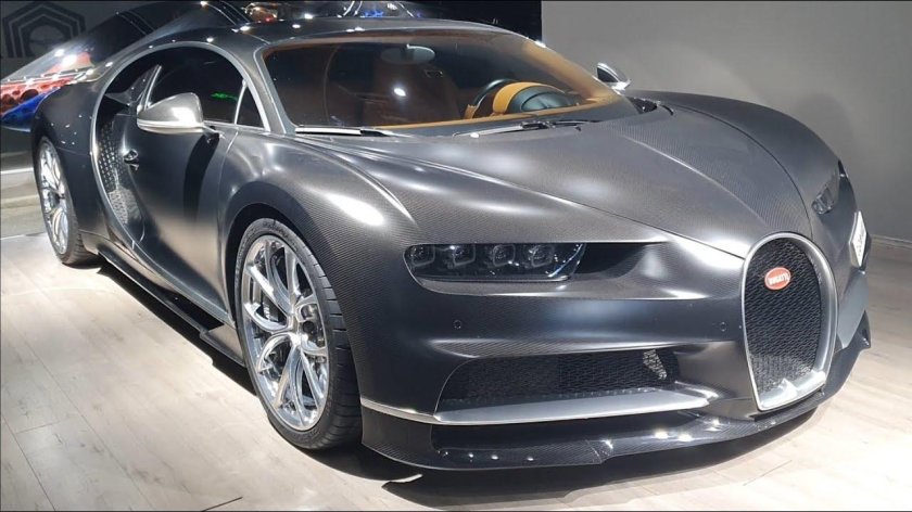 Бугатти Вейрон карбон