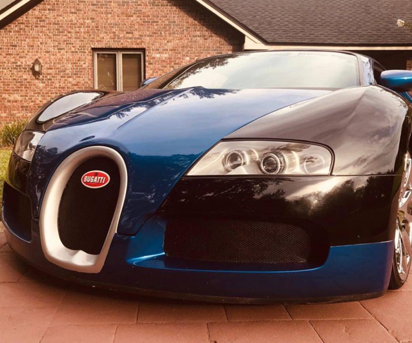 Bugatti Veyron 2003