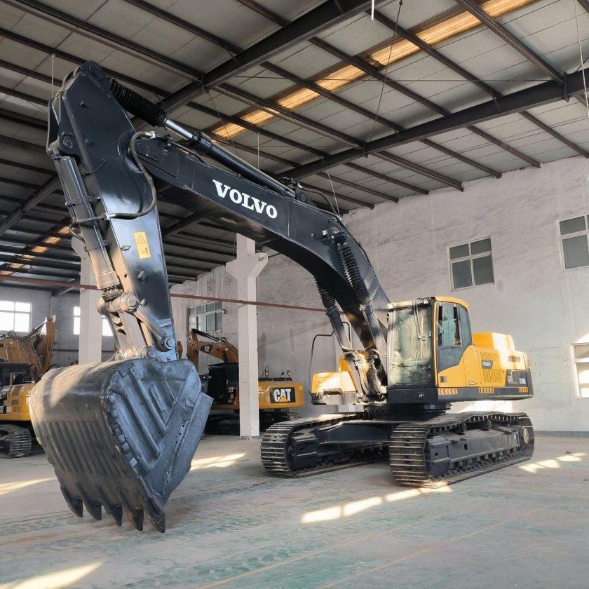 Гусеничные экскаваторы