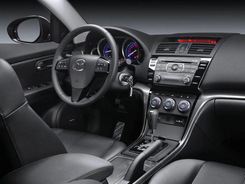 Mazda 6 GH 2007 салон