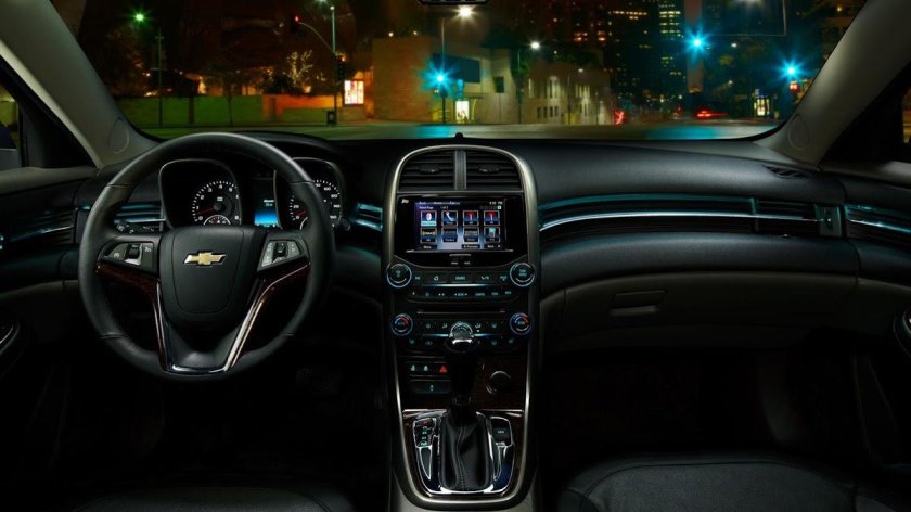 Chevrolet Malibu 2013 салон