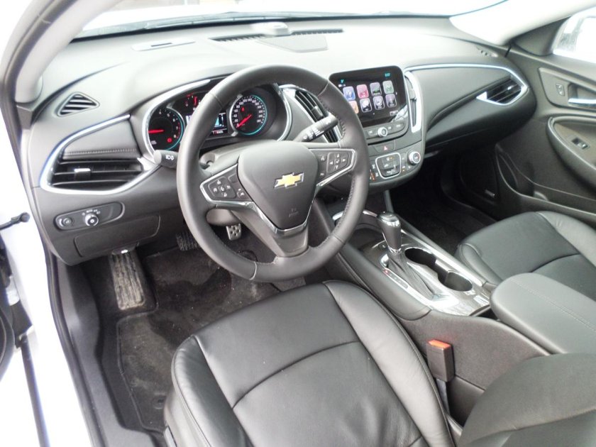 Шевроле Малибу 2017