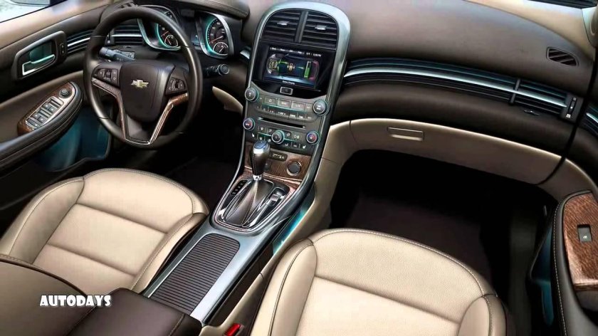 Chevrolet Malibu 2 Salon
