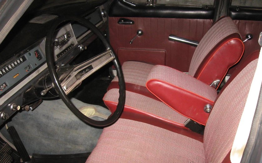 ГАЗ 24 салон