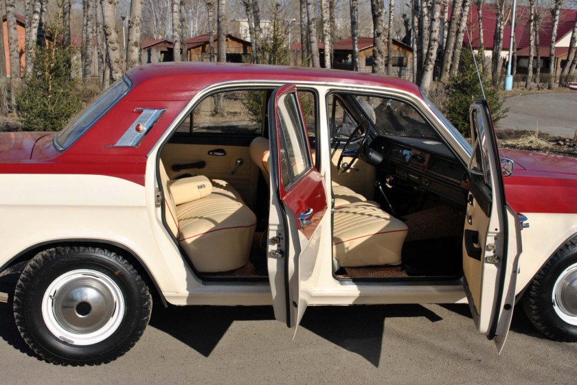 ГАЗ 24 салон