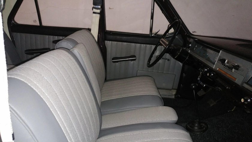 ГАЗ 24 салон