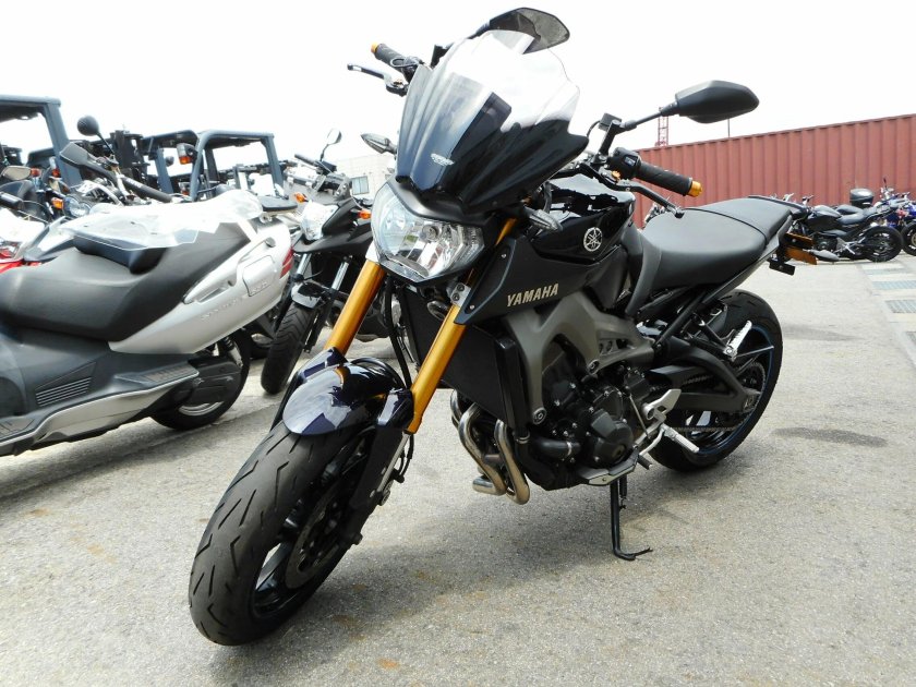Ямаха мотоцикл