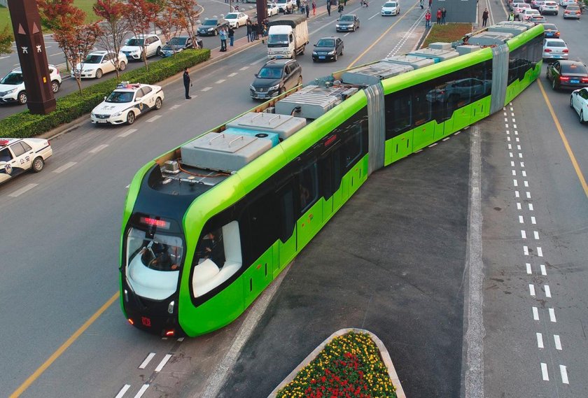 Безрельсовый трамвай в Китае