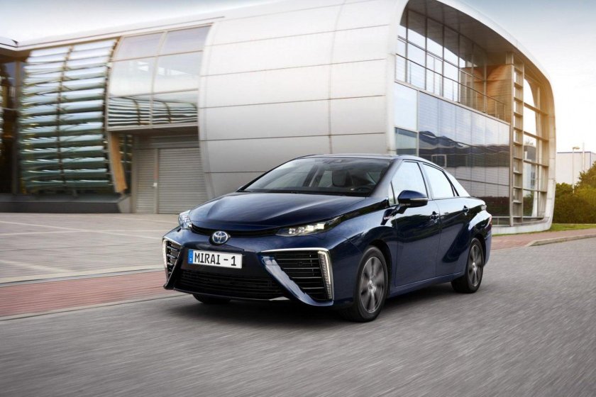 Toyota Mirai 1