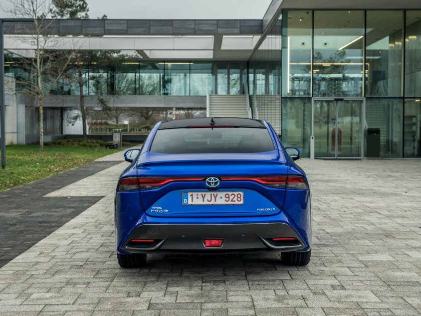 Toyota Mirai 2