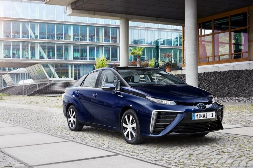 Toyota Mirai 2015