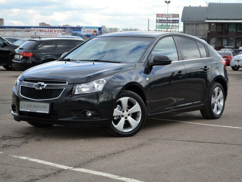 Шевроле Круз 1.8 автомат 2012 черный