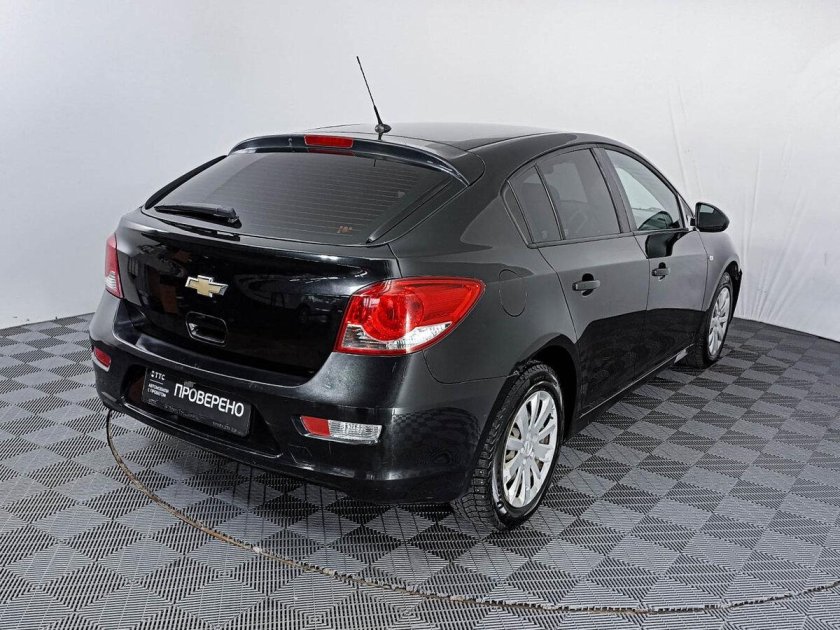 Chevrolet cruze hatchback 2012