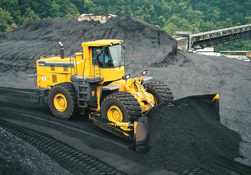 Колесный бульдозер Komatsu wd600