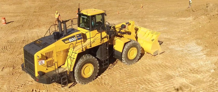 Фронтальный погрузчик коматсу