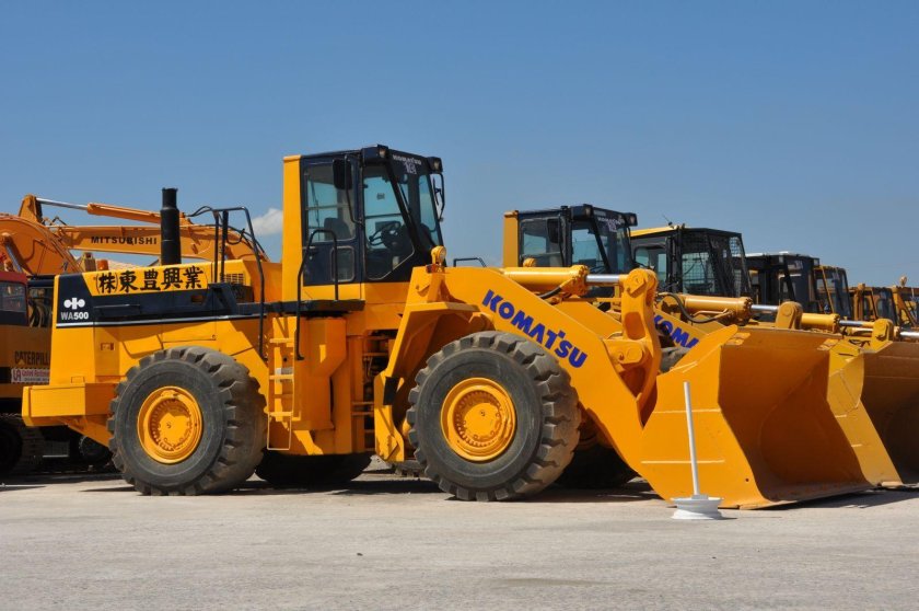 Колесный бульдозер XCMG dl560