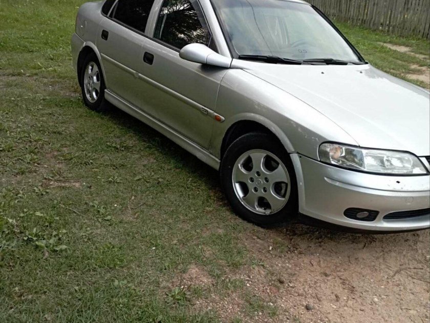Опель вектра б 1.6 1999