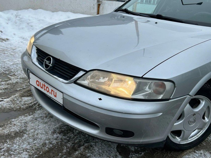 Опель вектра 2000г