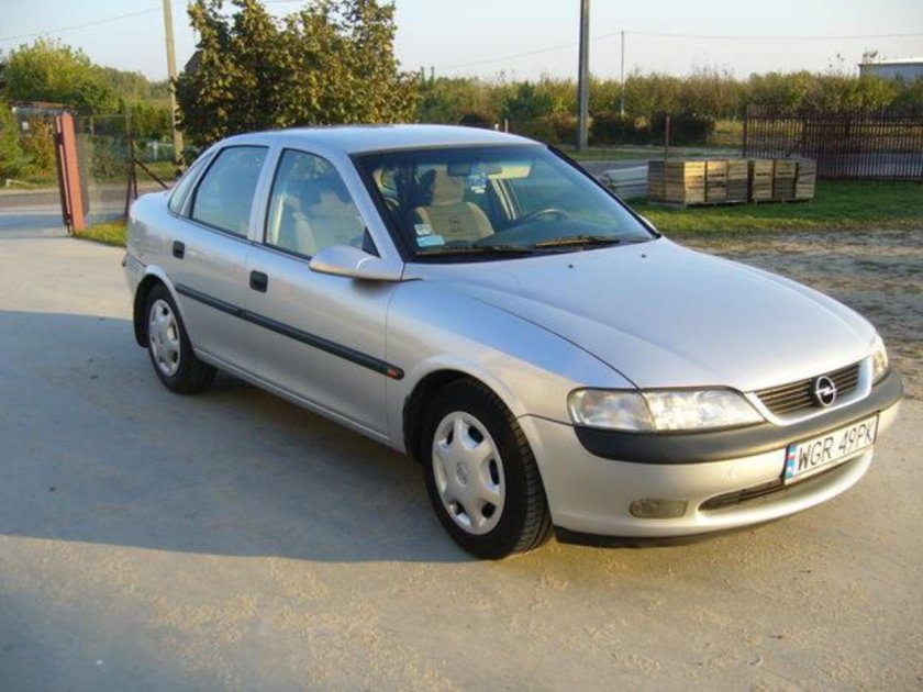 Opel Vectra 1