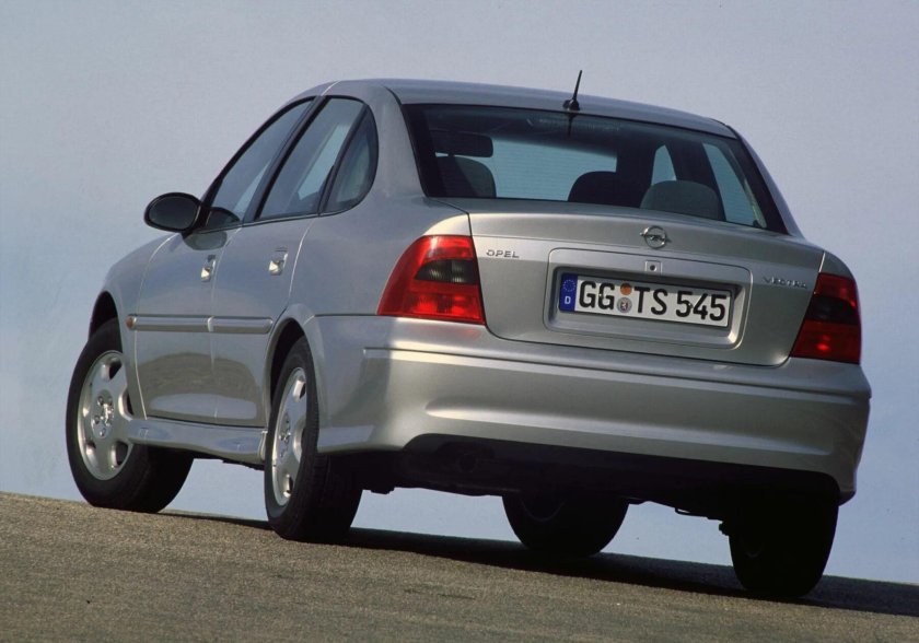 Opel Vectra 1999 седан