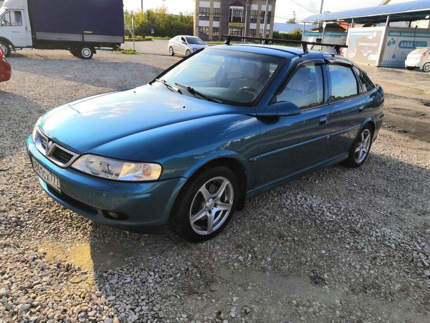 Опель Вектра 2001