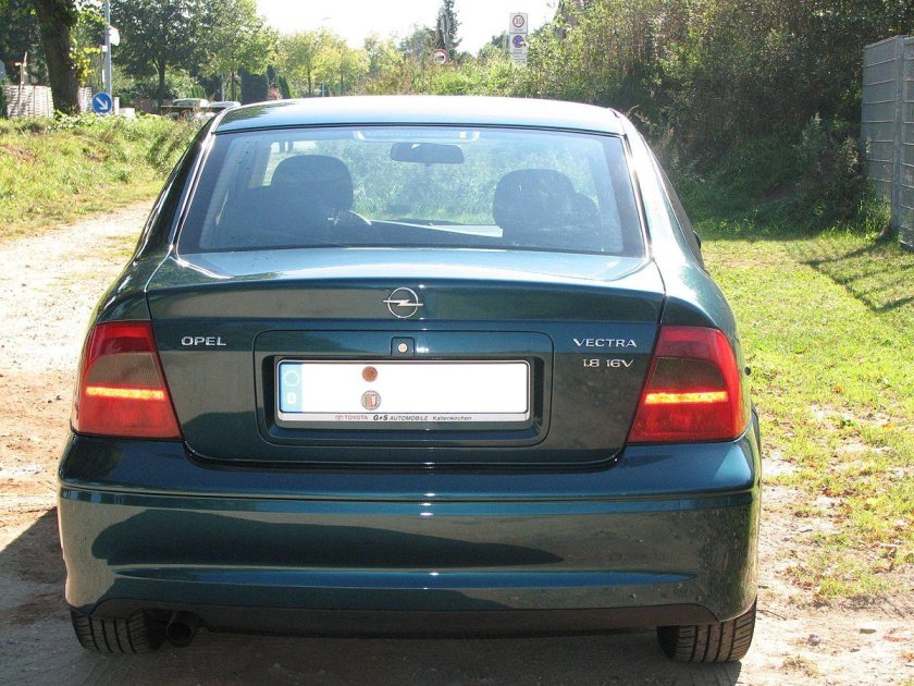 Opel Vectra 1999 седан