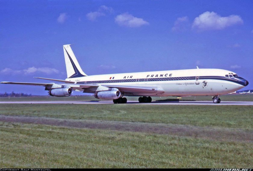 Boeing 707