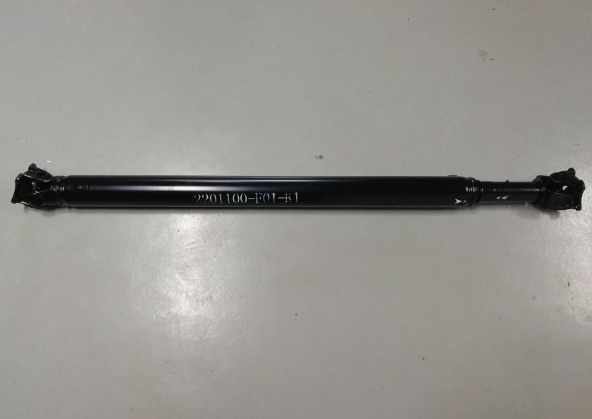 Вал карданный задний 4