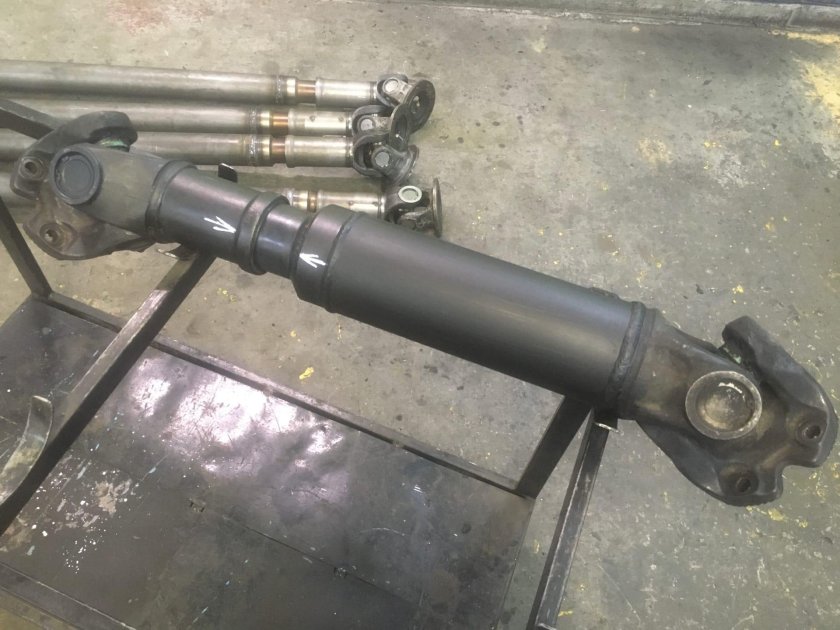 81393246070 Вал карданный