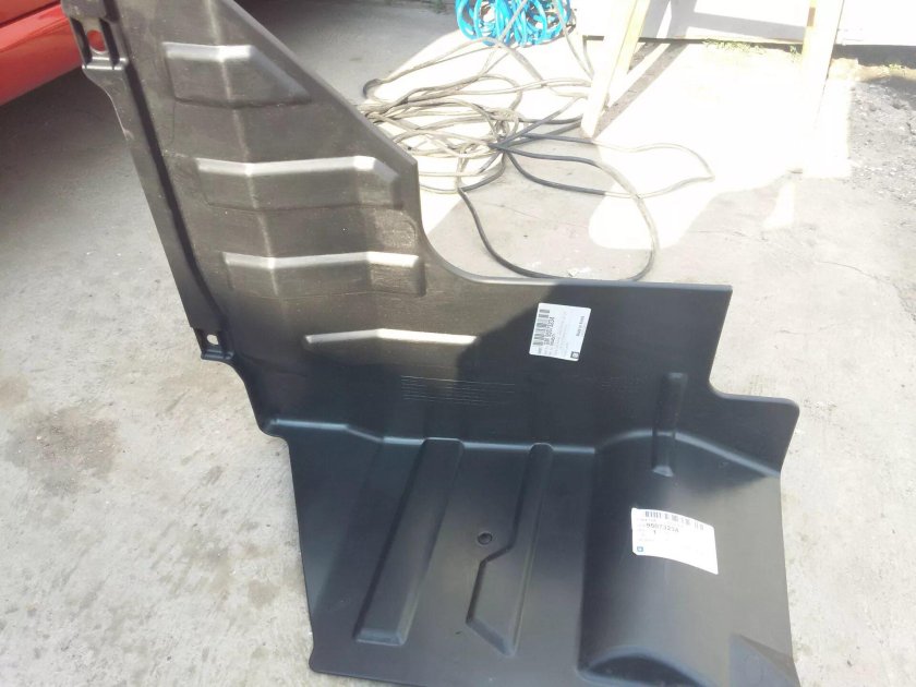 Защита двигателя боковая Шевроле Авео т250