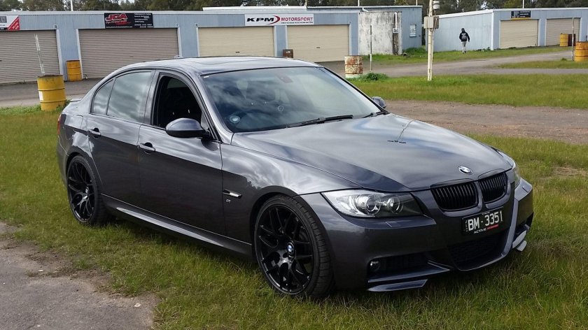 BMW e90 335i