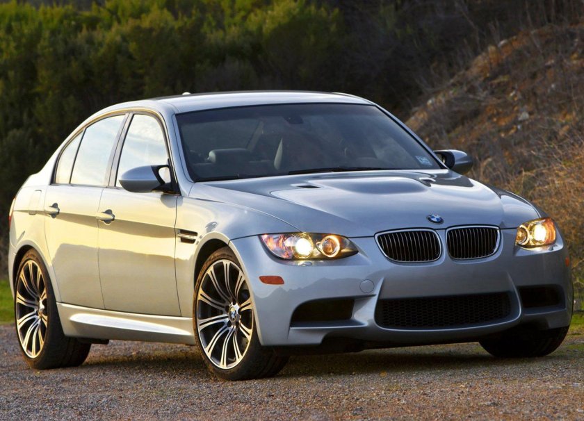 BMW 3 e90 седан