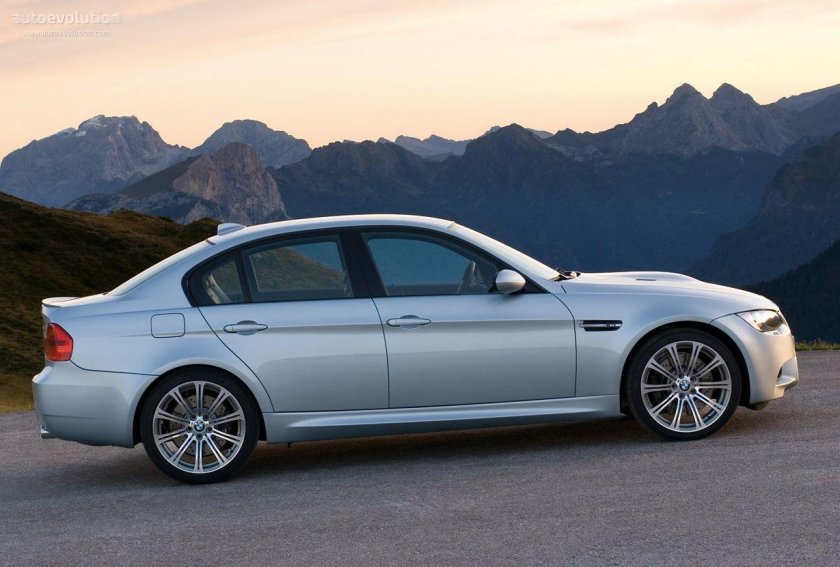 BMW m3 e90 sedan