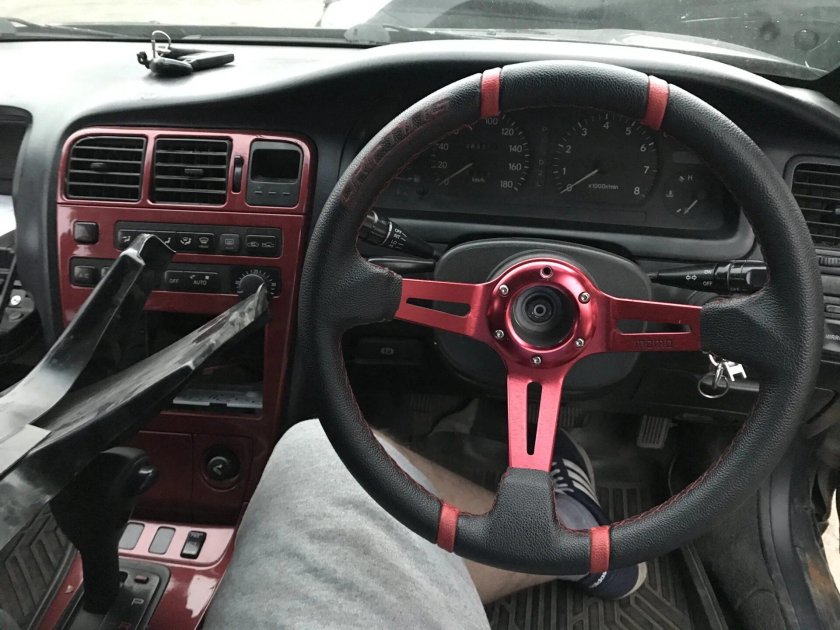 Тойота Марк 2 90 салон