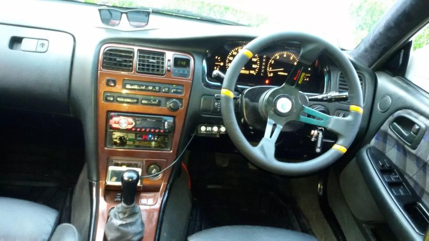 Toyota Mark 2 1995 салон