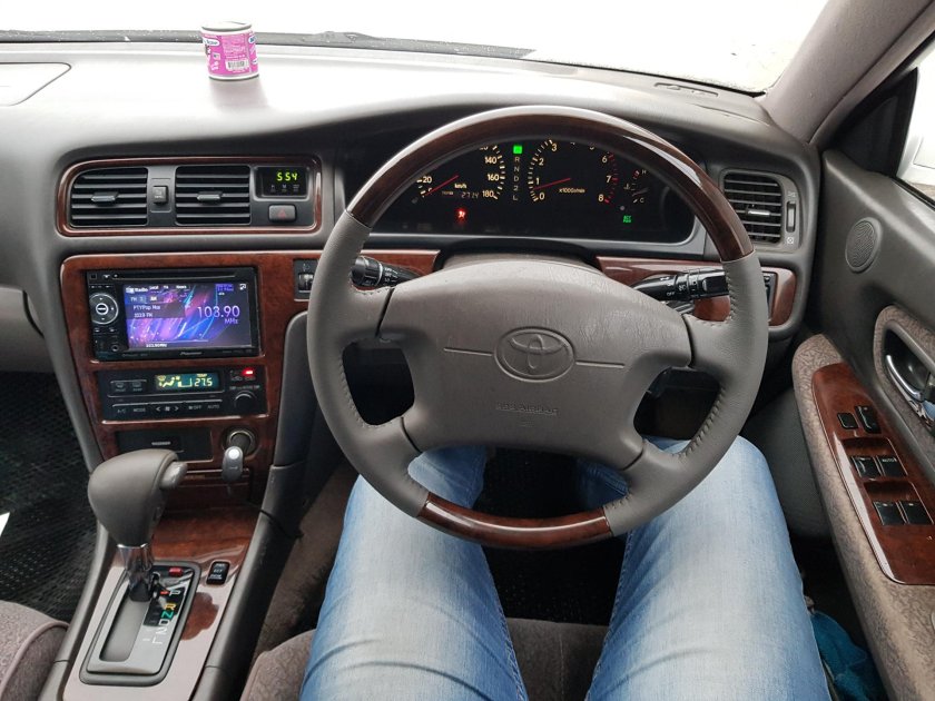 Toyota Mark 2 100 салон