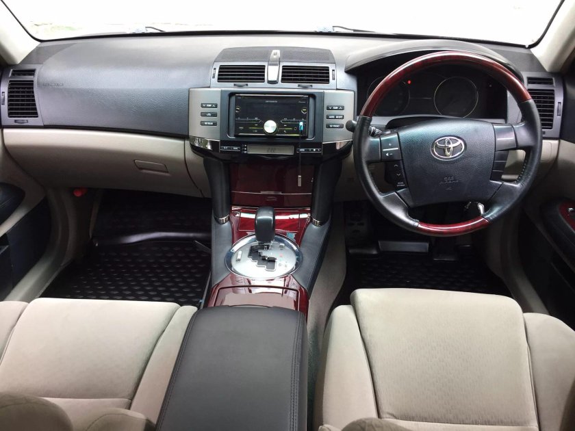 Toyota Mark x 2007 салон