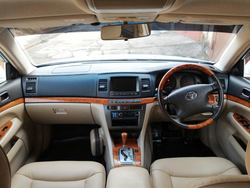 Toyota Mark 2 110 салон